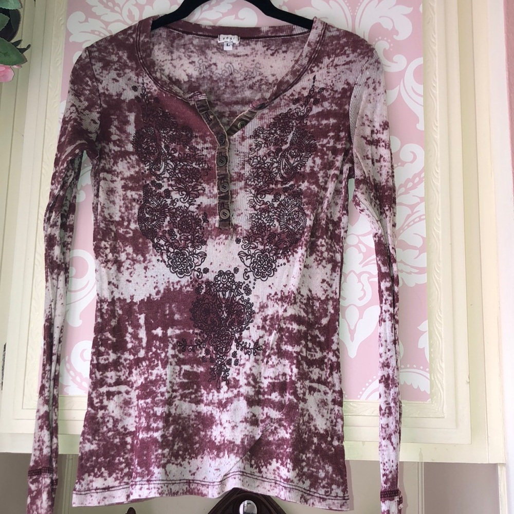 Yogi tie dye long sleeve damask top